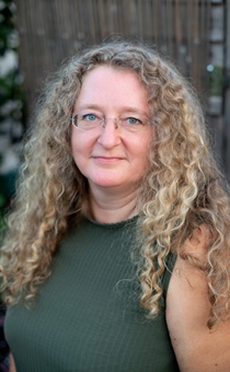 Anna  Sushon